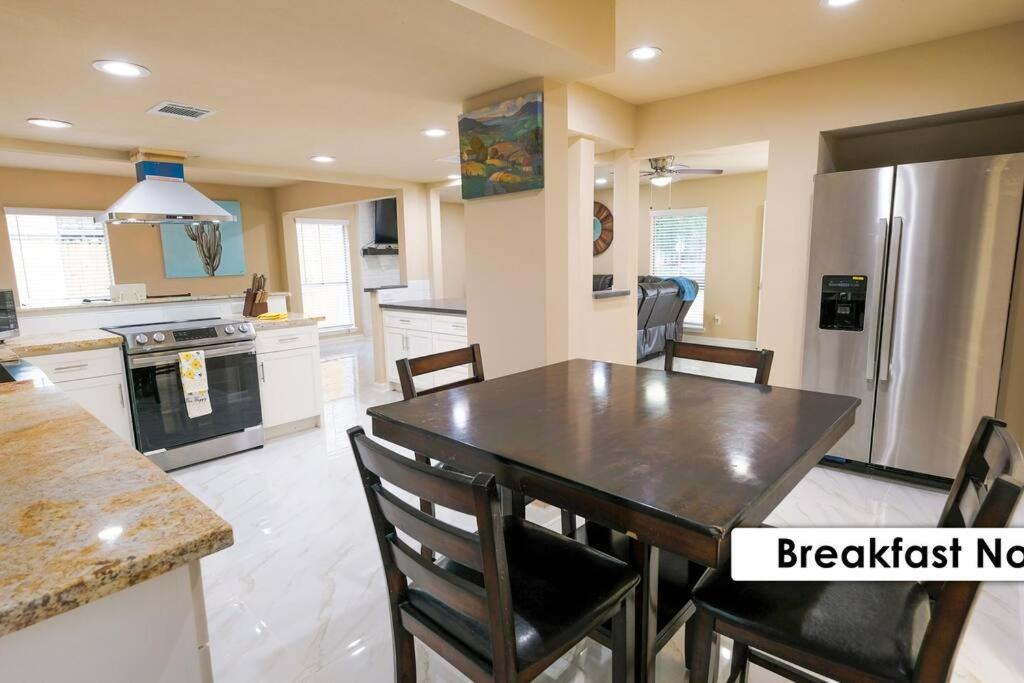 Stunning Family Home In North Houston!!! - Briar Creek Spring Exteriör bild